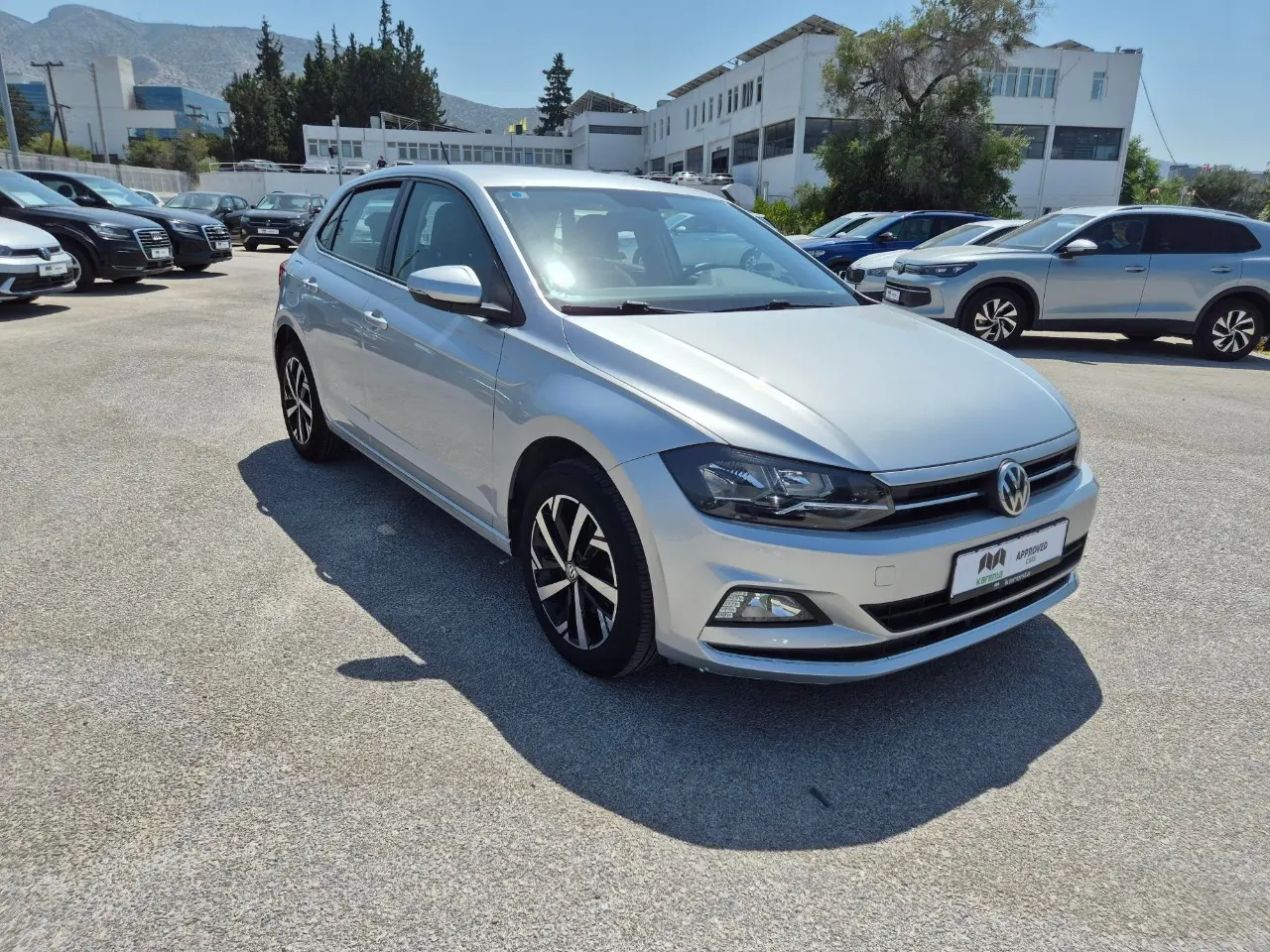 Volkswagen Polo - View 3