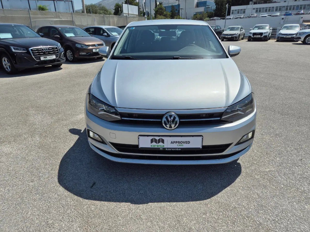 Volkswagen Polo - View 2