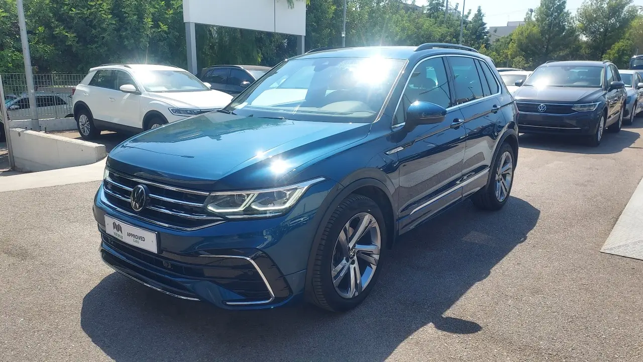 Volkswagen Tiguan - View 1