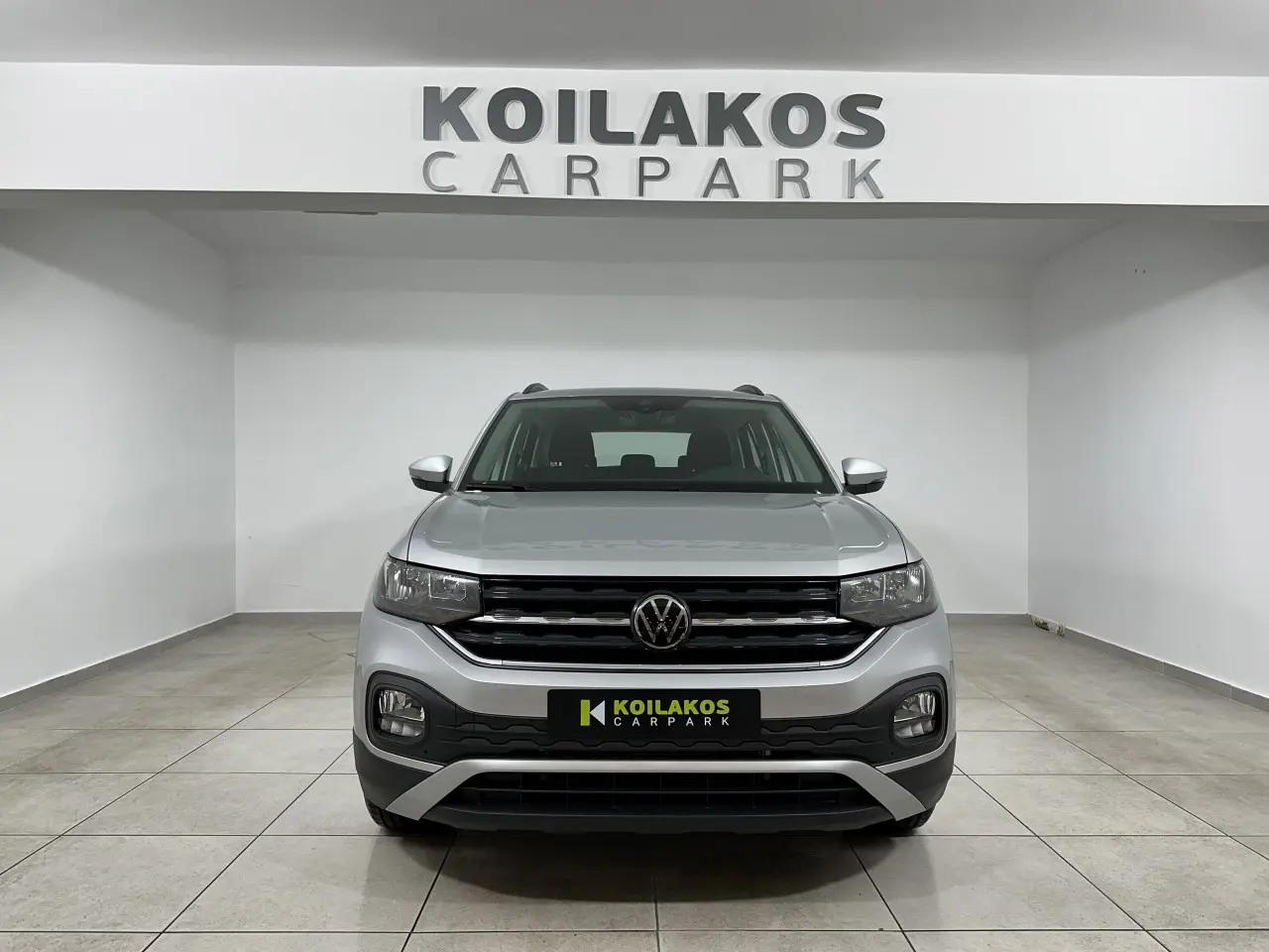 Volkswagen T-Cross - View 2
