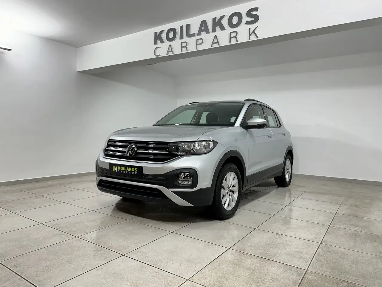 Volkswagen T-Cross - View 3