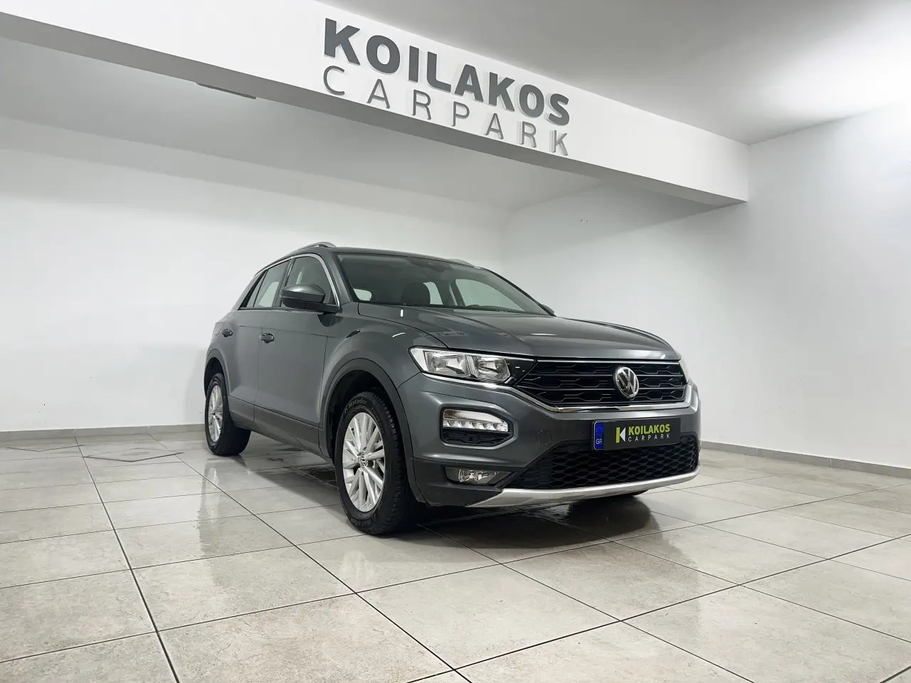 Volkswagen T-Roc - View 1