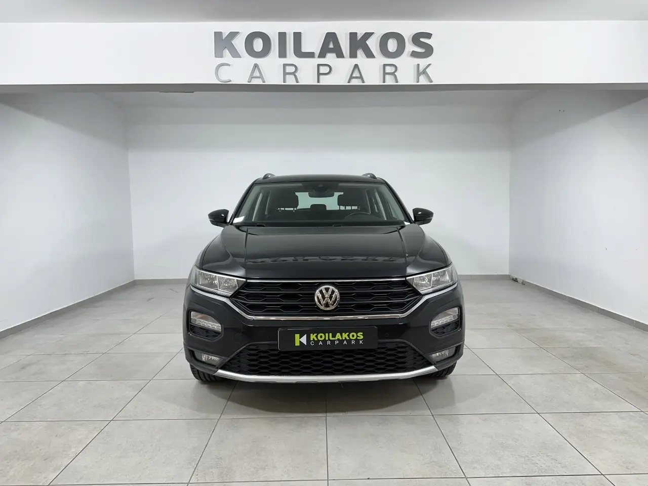 Volkswagen T-Roc - View 3