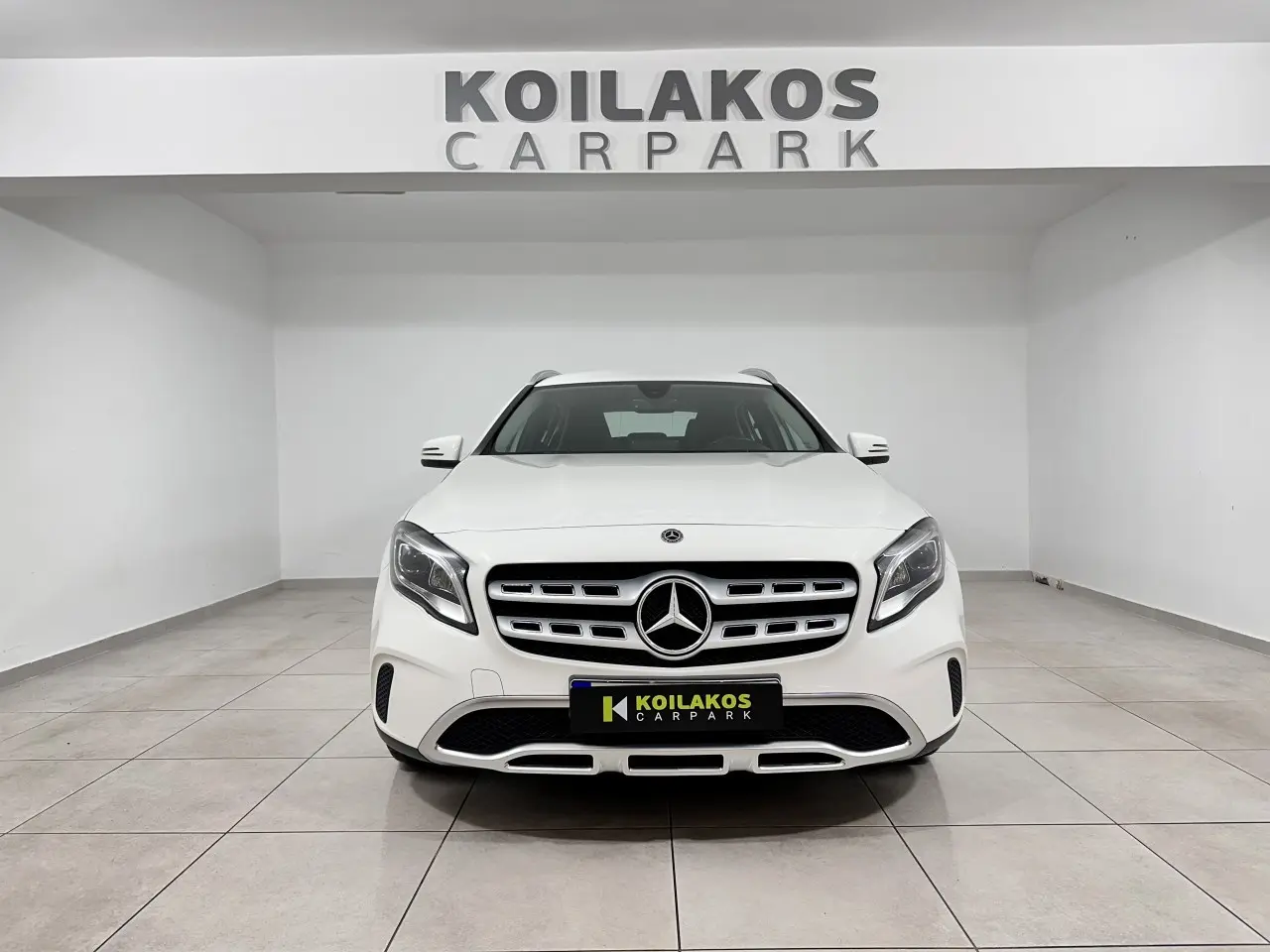Mercedes-Benz GLA - View 3
