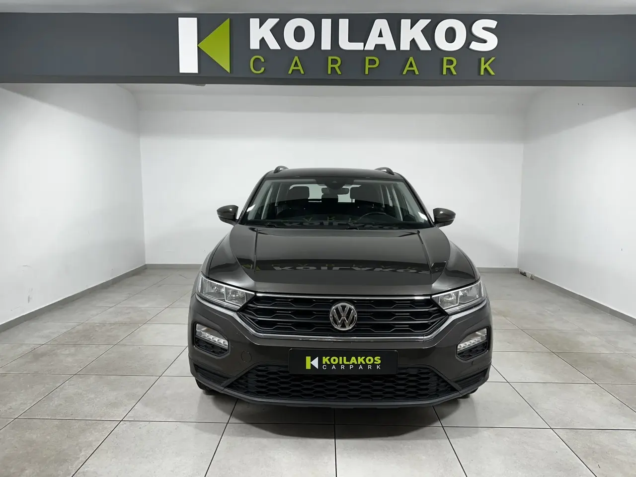 Volkswagen T-Roc - View 3