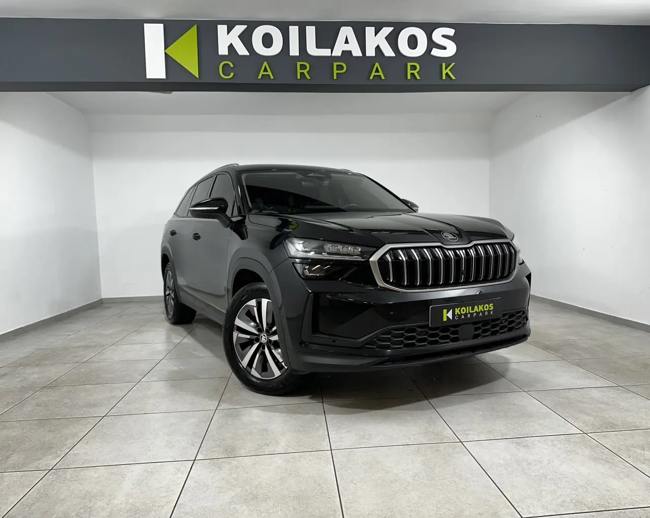 https://cdn.autoq.gr/websites/koilakos.gr/images/vehicles/1640/26251.jpg