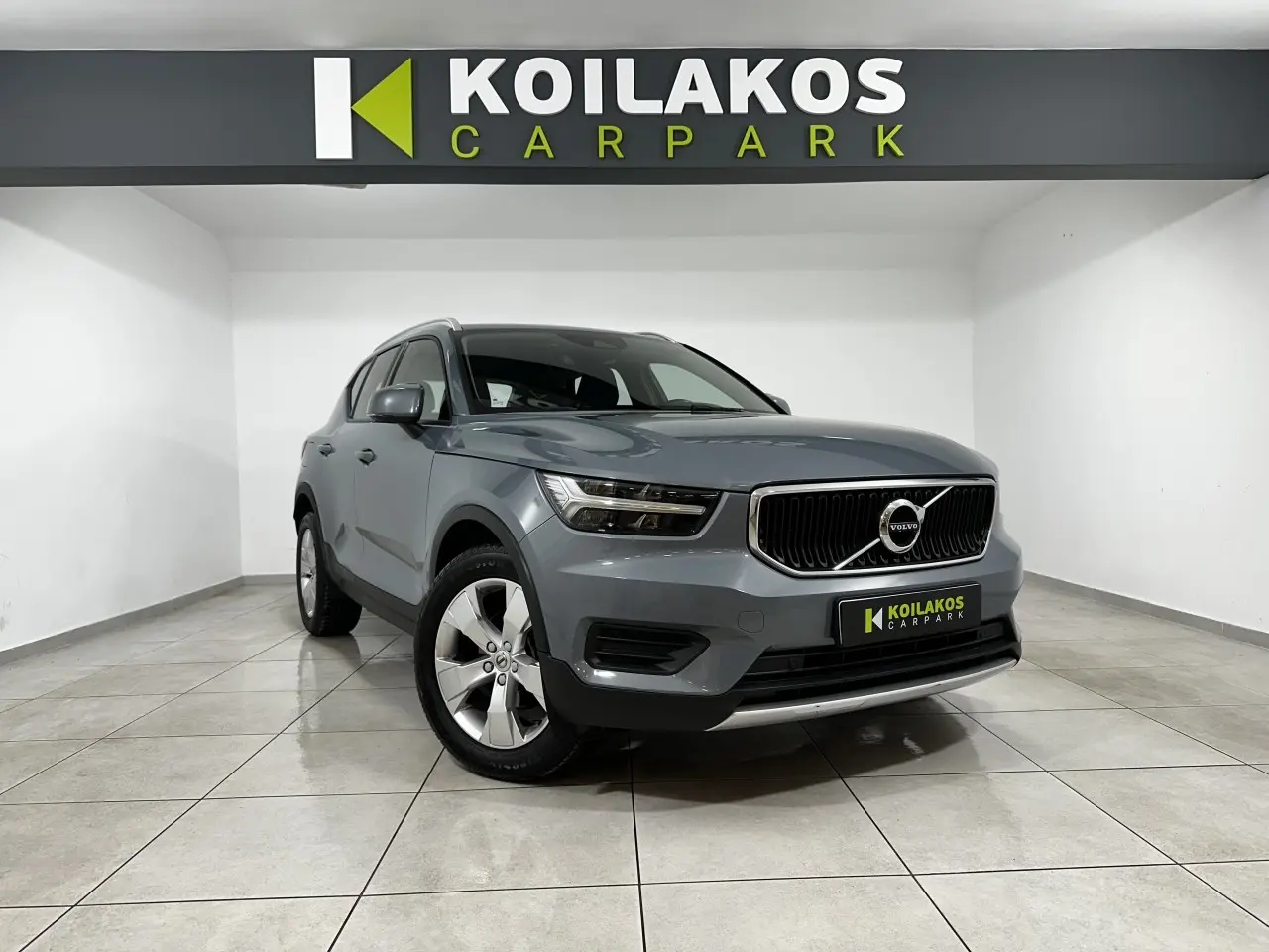 Volvo XC40 - View 1