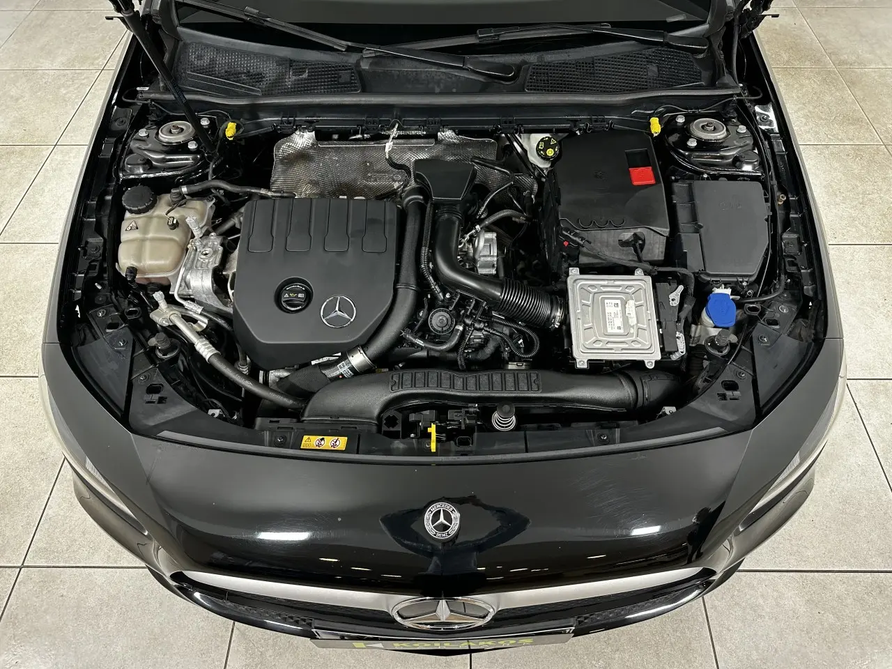 https://cdn.autoq.gr/websites/koilakos.gr/images/vehicles/1663/26497.jpg