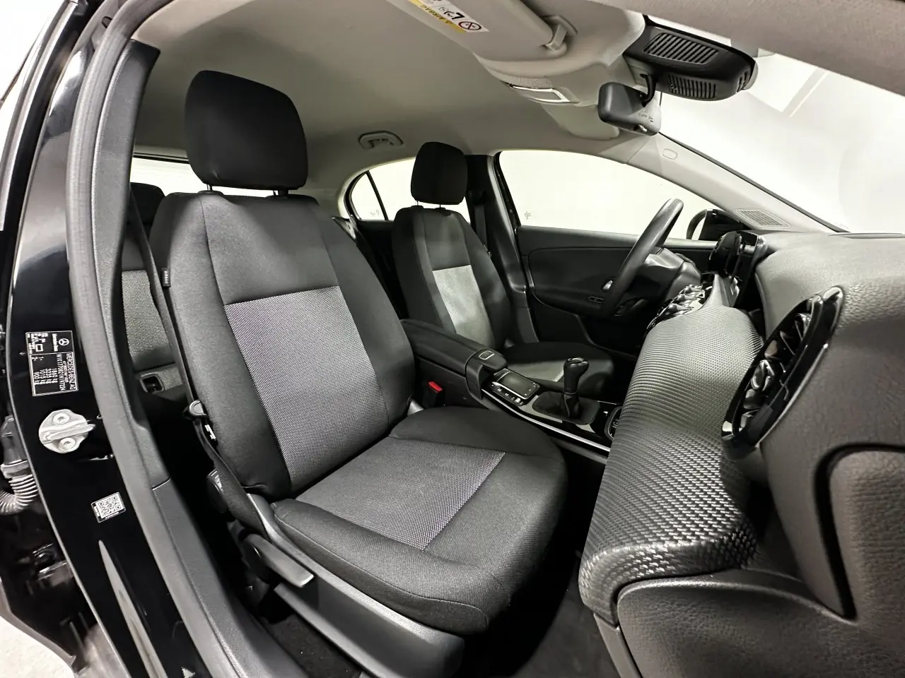 https://cdn.autoq.gr/websites/koilakos.gr/images/vehicles/1663/26498.jpg
