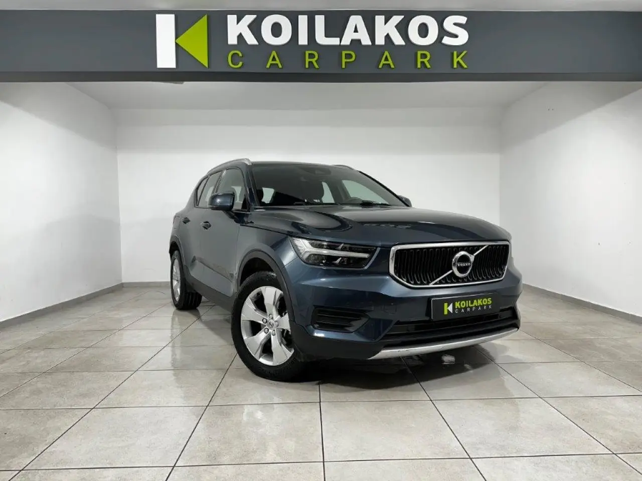 Volvo XC40 - View 1