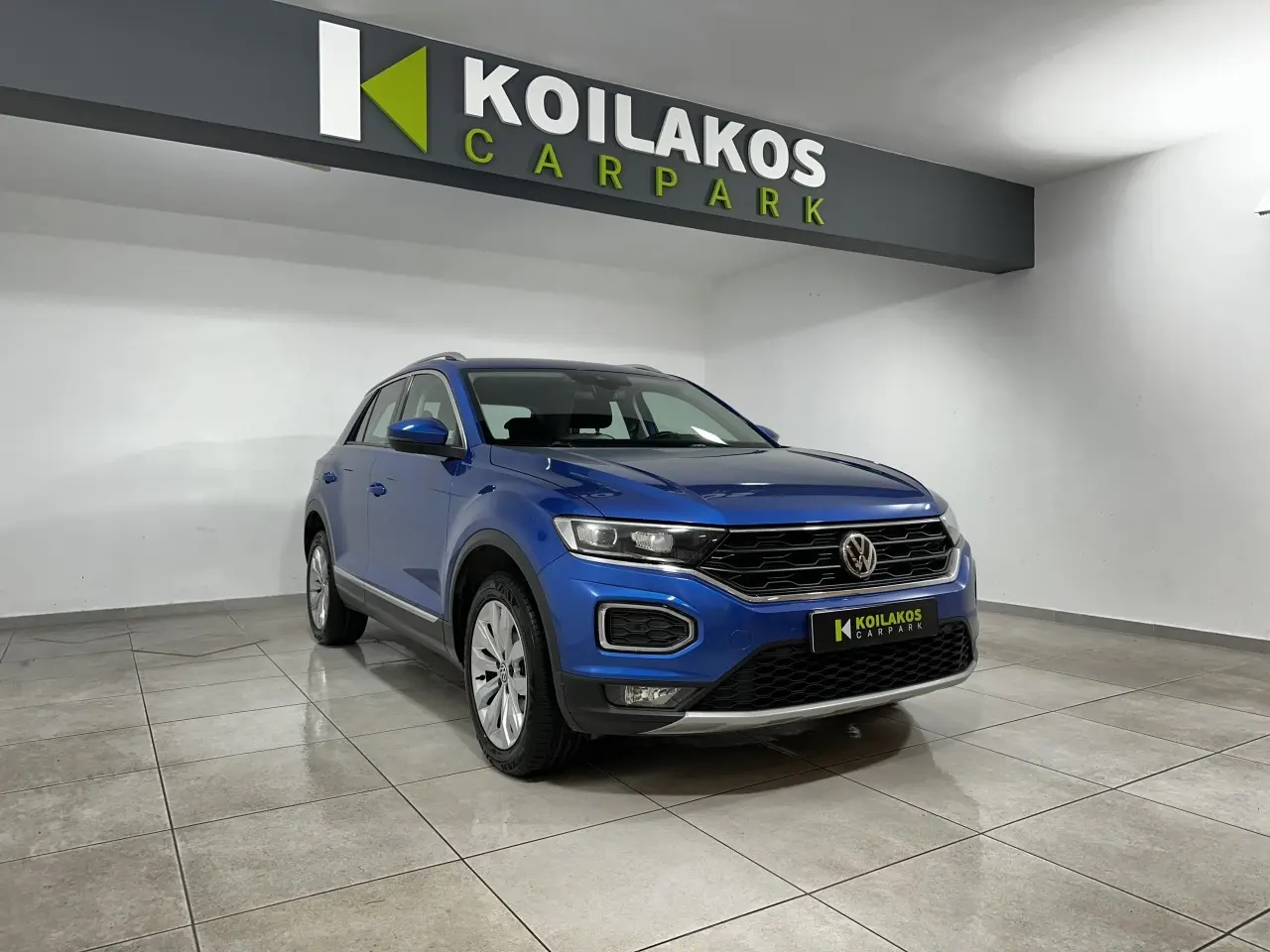 Volkswagen T-Roc - View 2