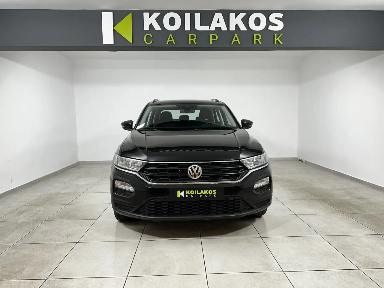 Volkswagen T-Roc - View 3