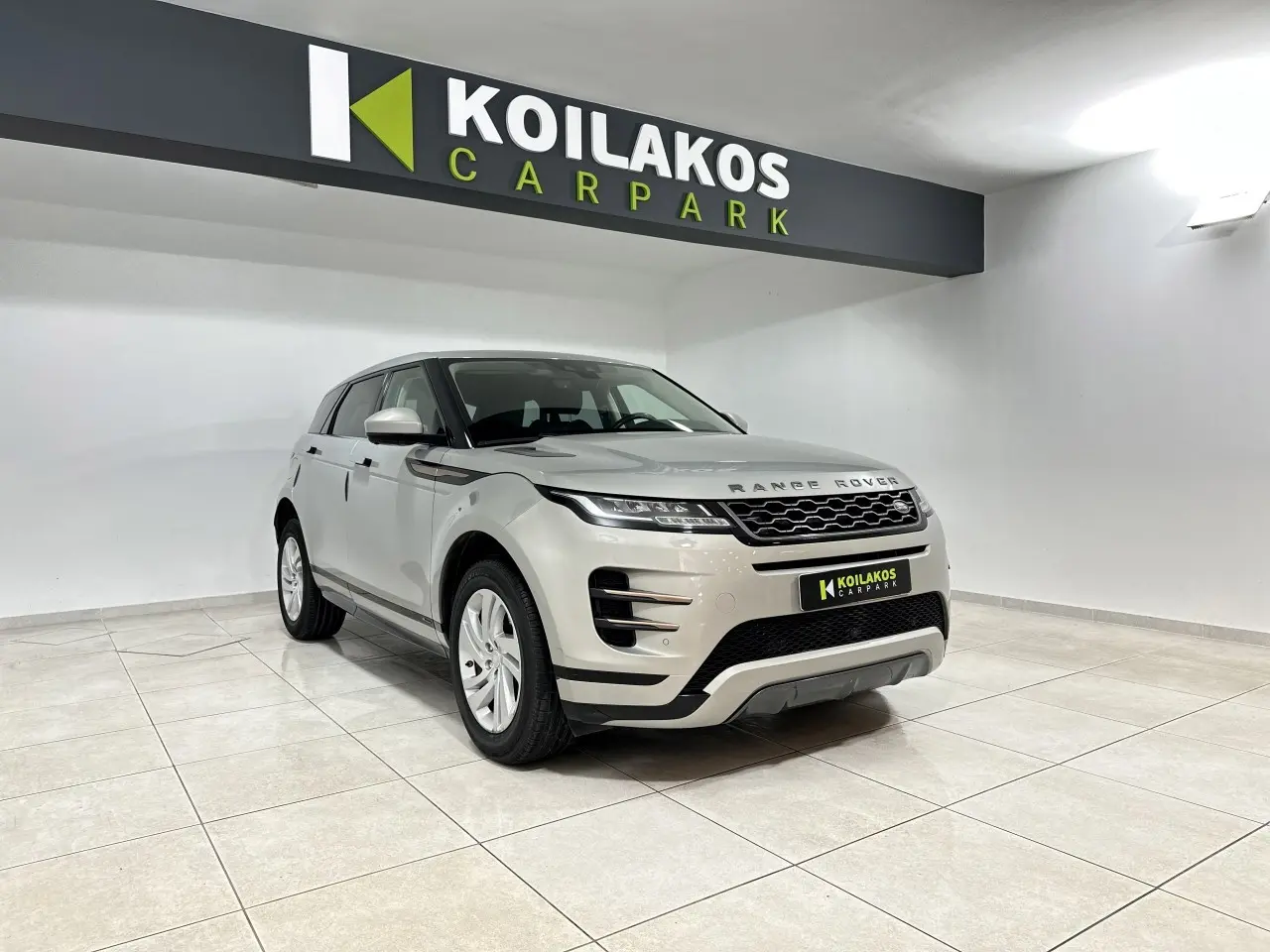 Land Rover Range Rover Evoque - View 2