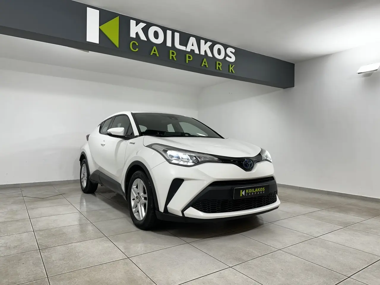 Toyota C-HR - View 2