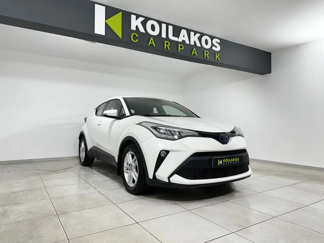 Toyota C-HR - View 2