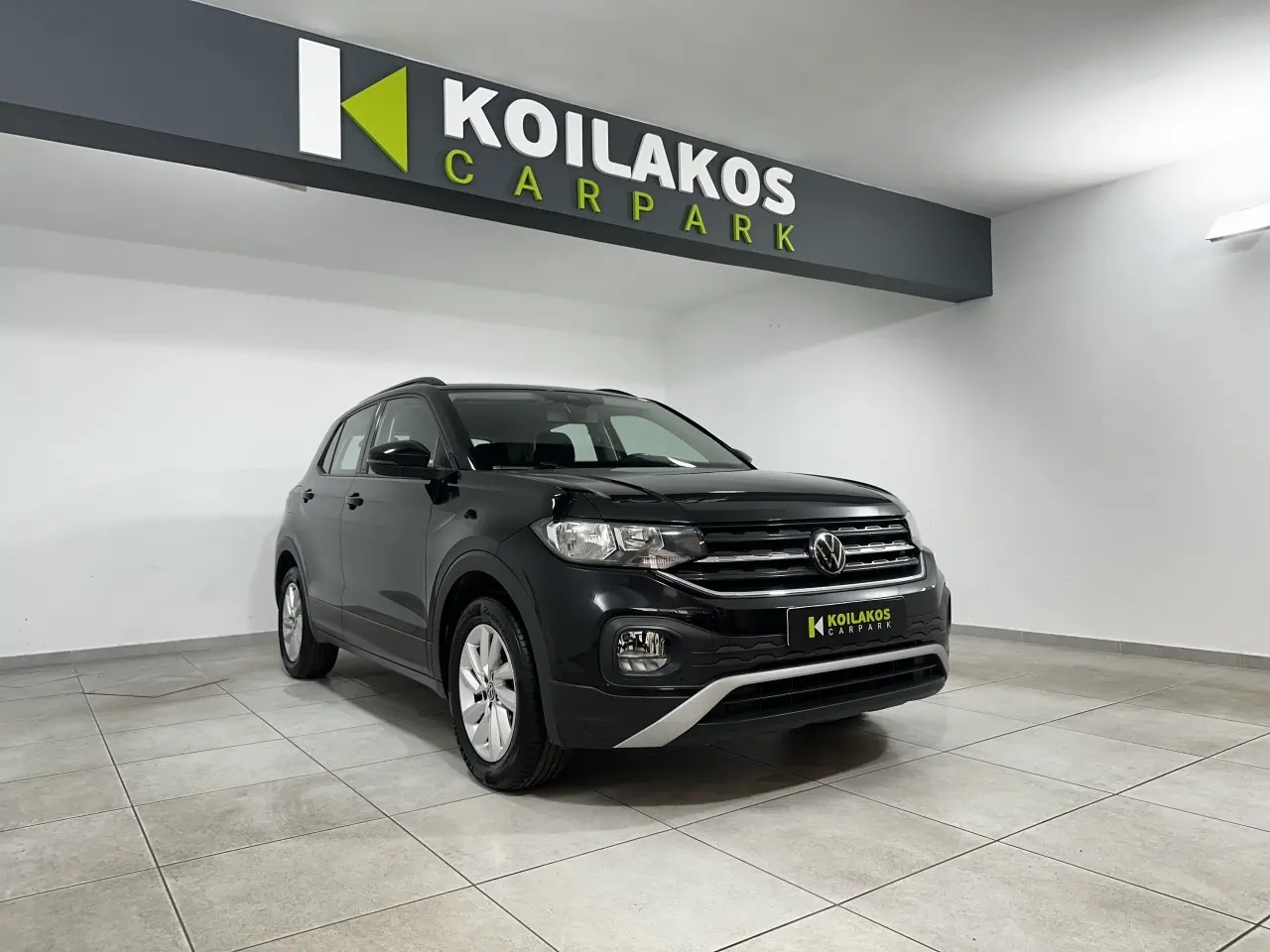 Volkswagen T-Cross - View 2