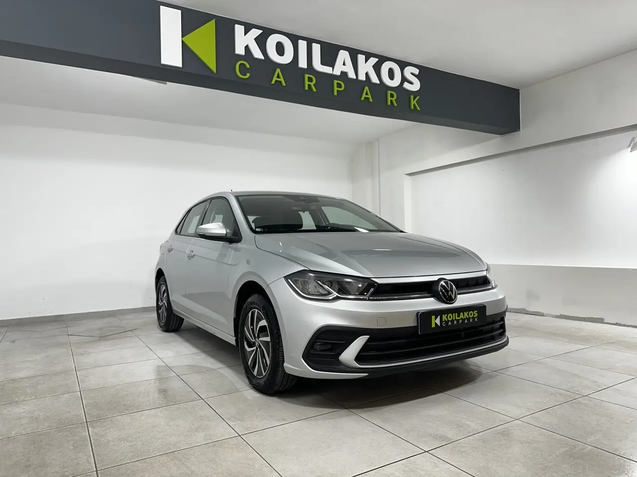 Volkswagen Polo - View 2