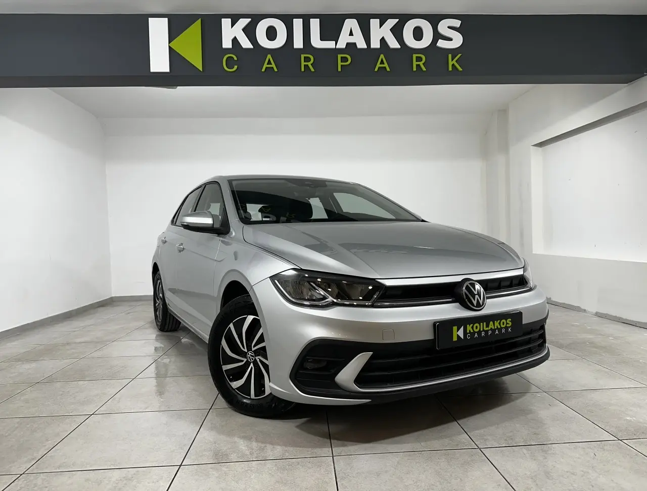 Volkswagen Polo - View 1