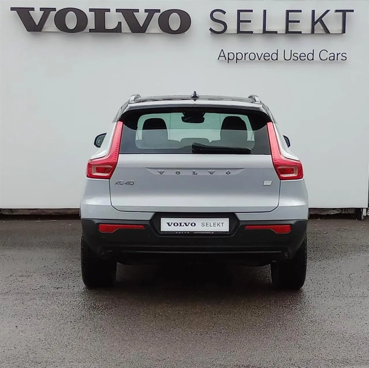 Volvo XC40 - View 3