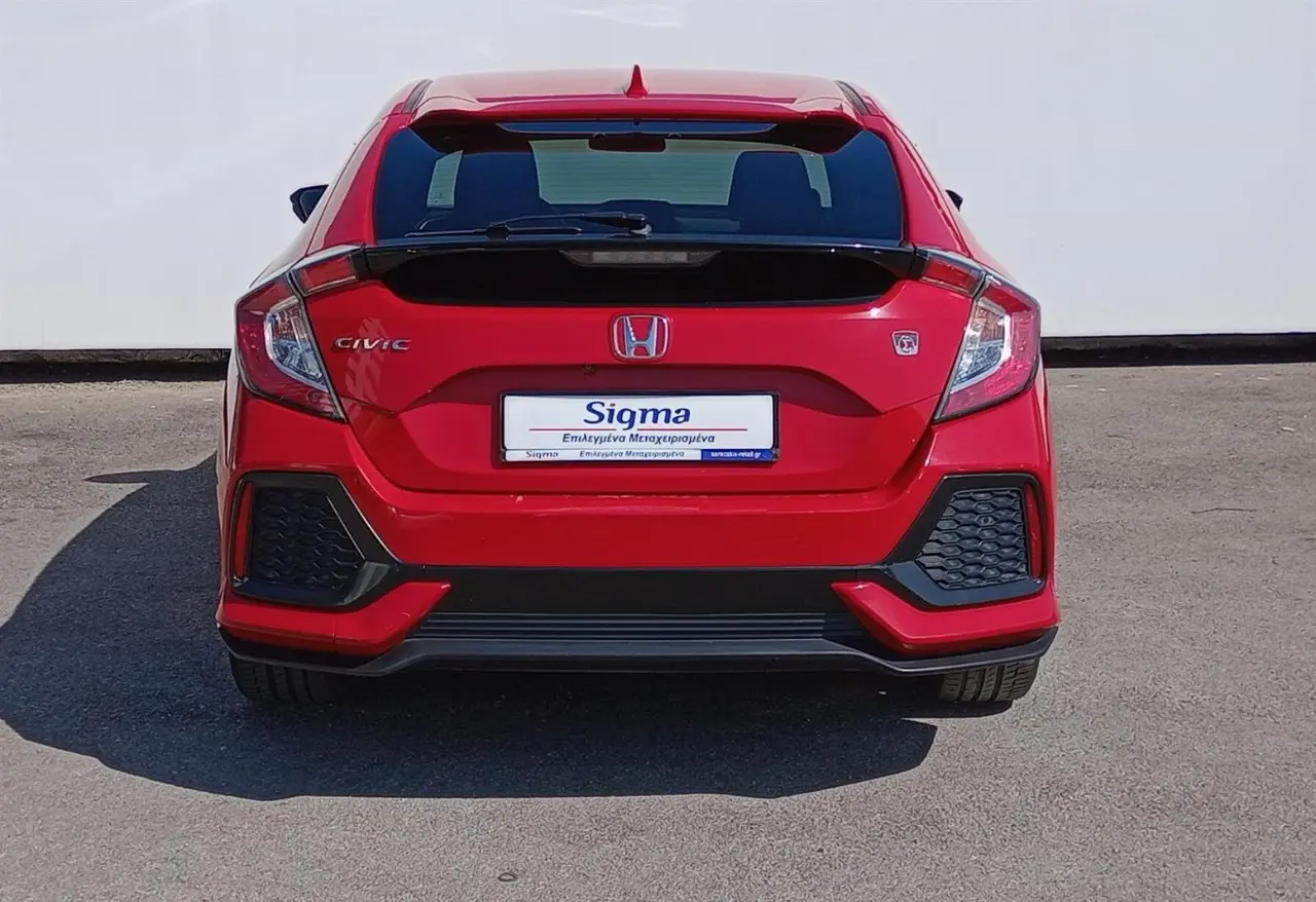Honda Civic - View 3