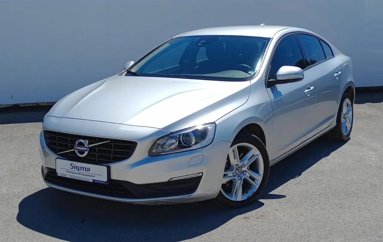 Volvo S60 - View 1