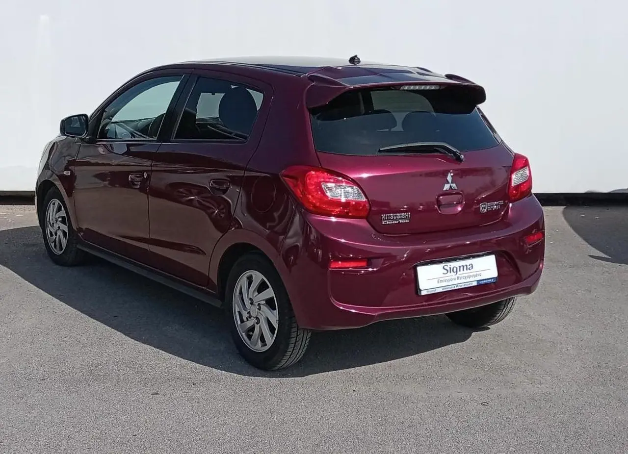 Mitsubishi Space Star - View 2