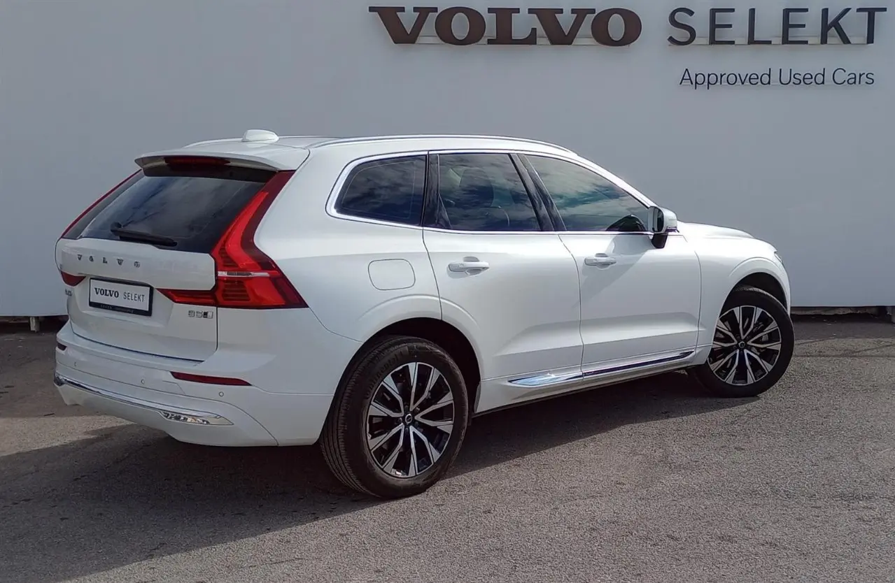Volvo XC60 - View 2