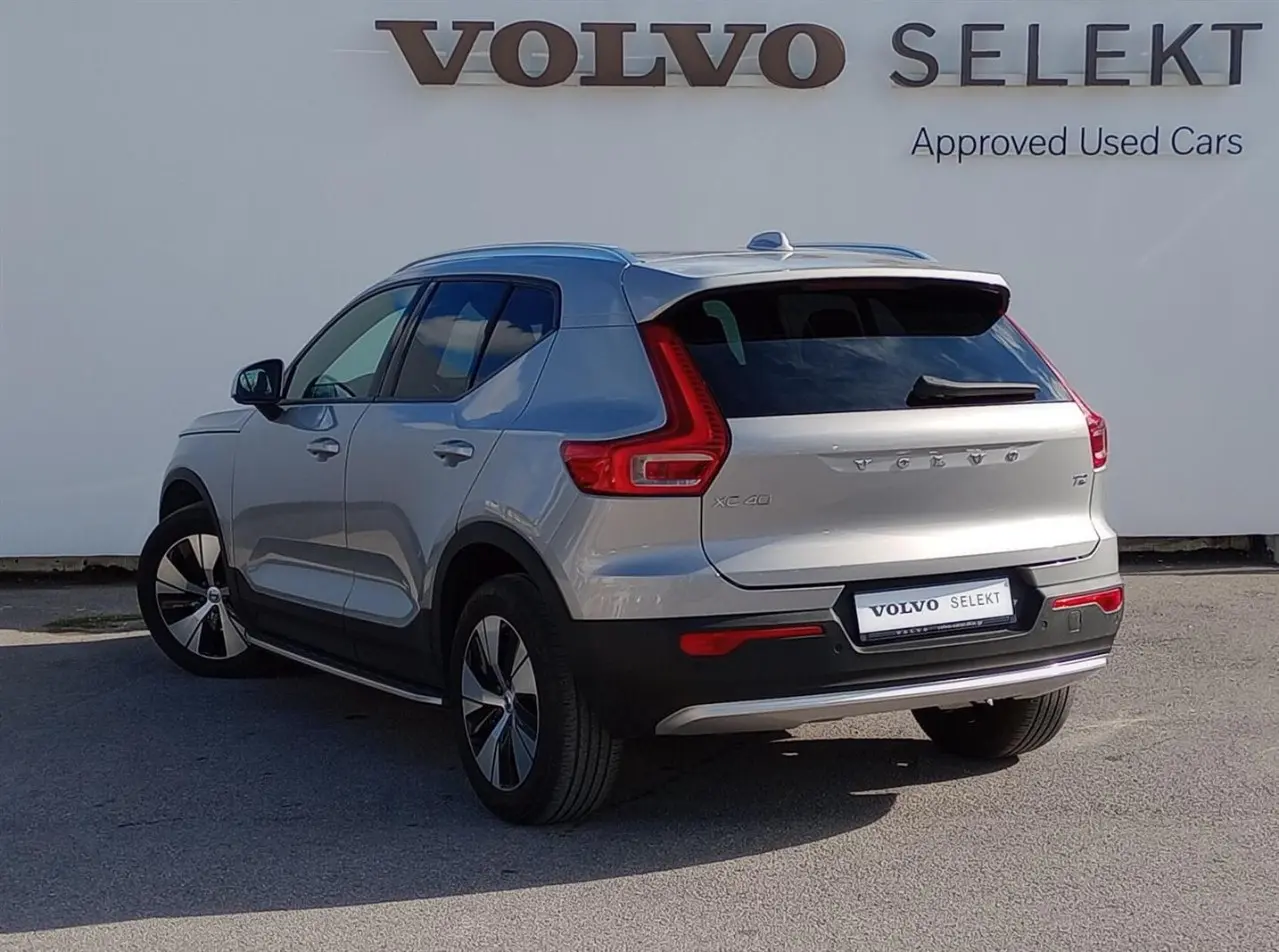 Volvo XC40 - View 2
