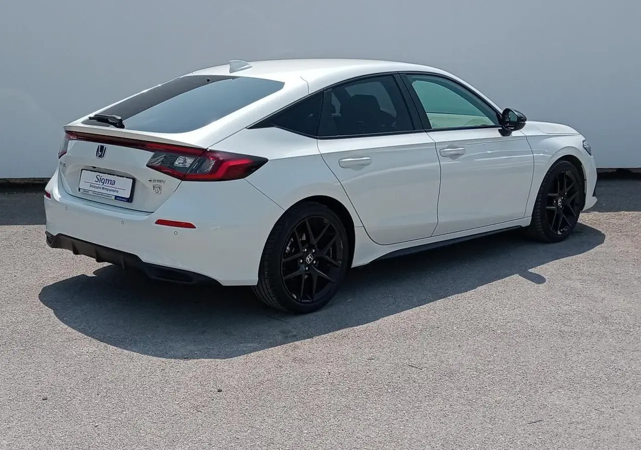 Honda Civic - View 2
