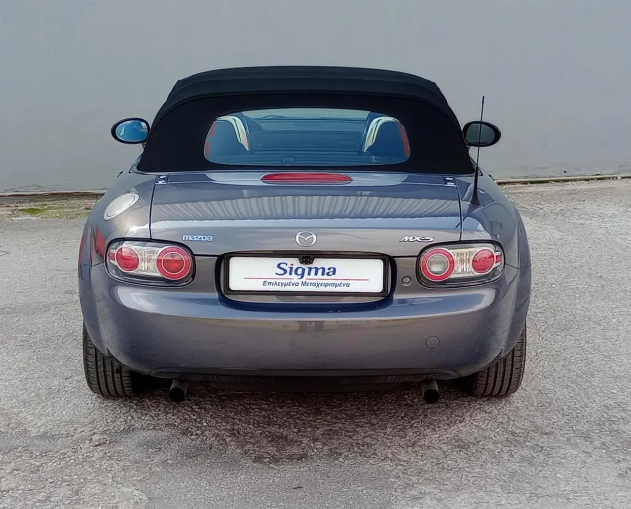 Mazda MX-5 - View 3