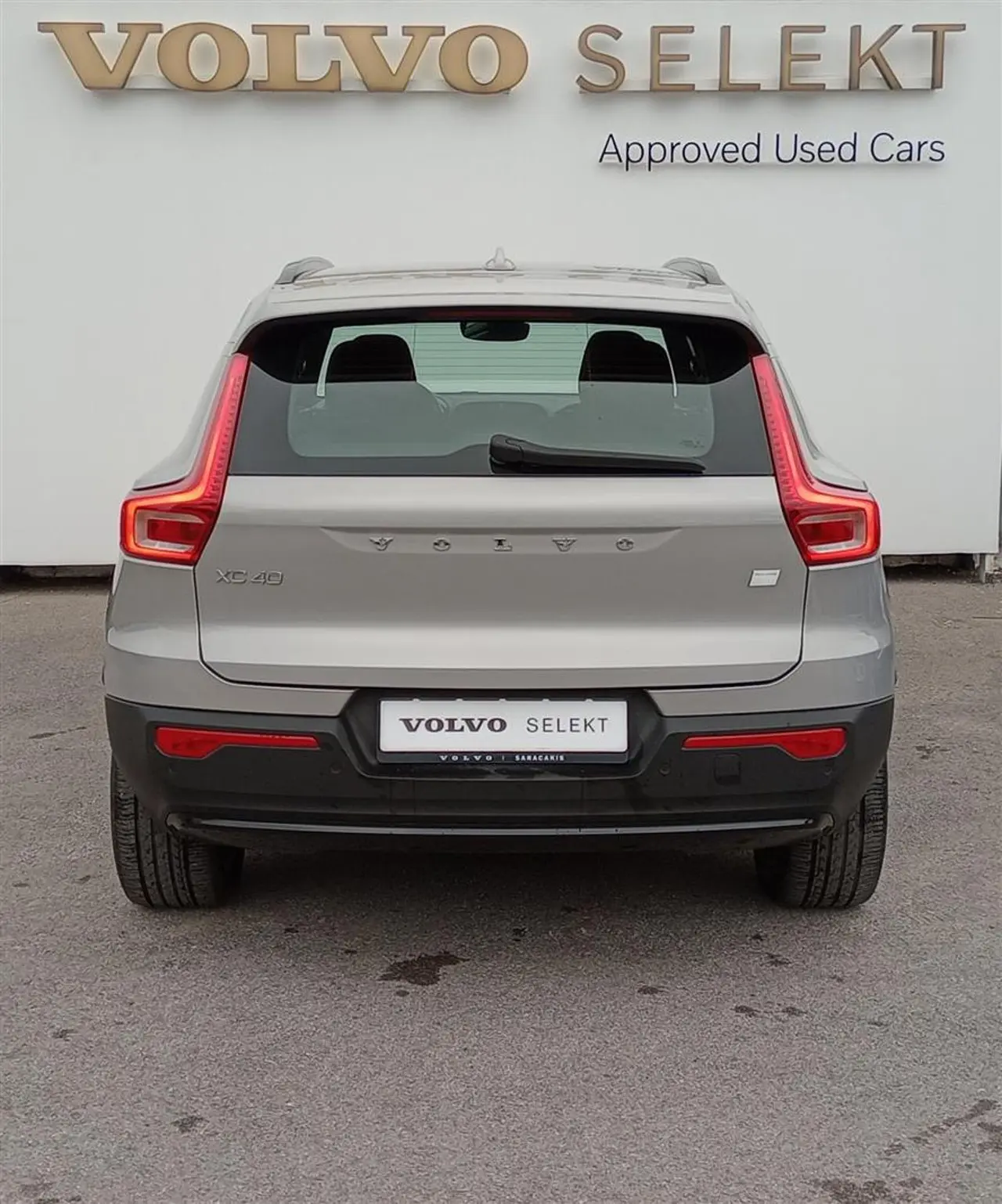 Volvo XC40 - View 3