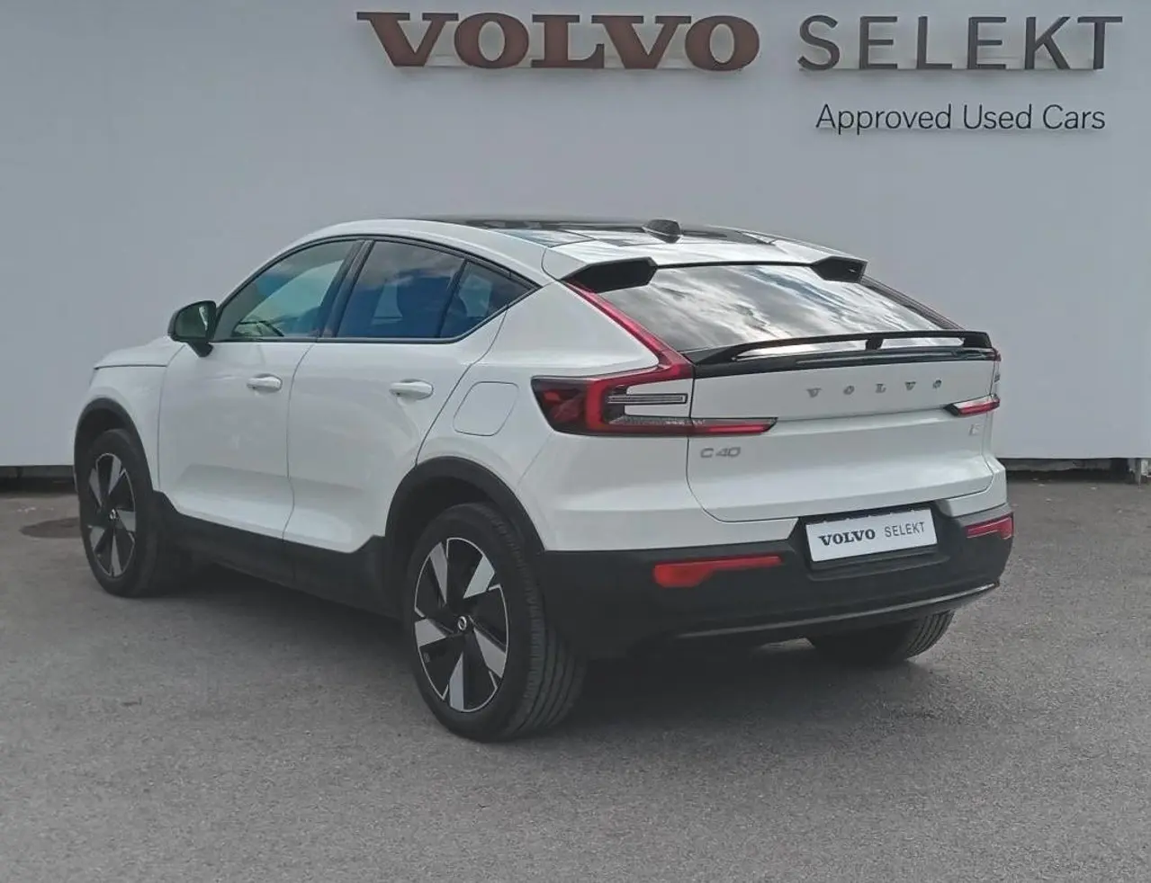 Volvo C40 - View 2