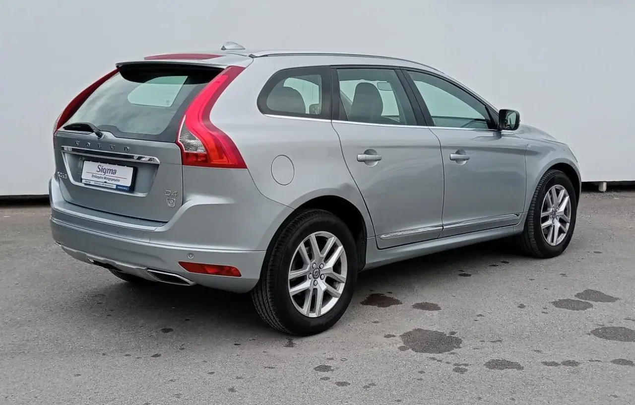 Volvo XC60 - View 2