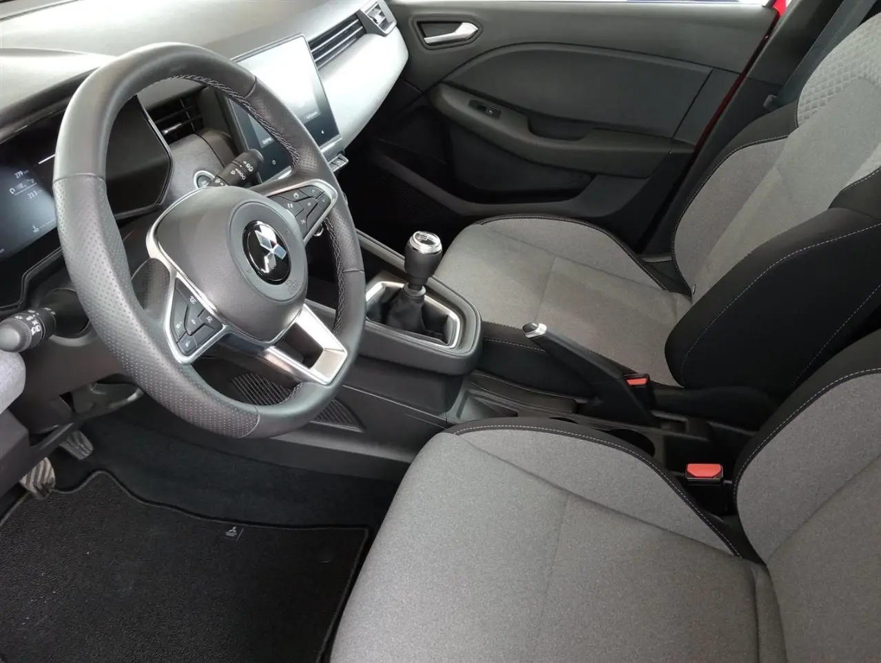 https://cdn.autoq.gr/websites/saracakis-retail.gr/images/vehicles/296/useddet296-8584561143827400503-s0.jpg