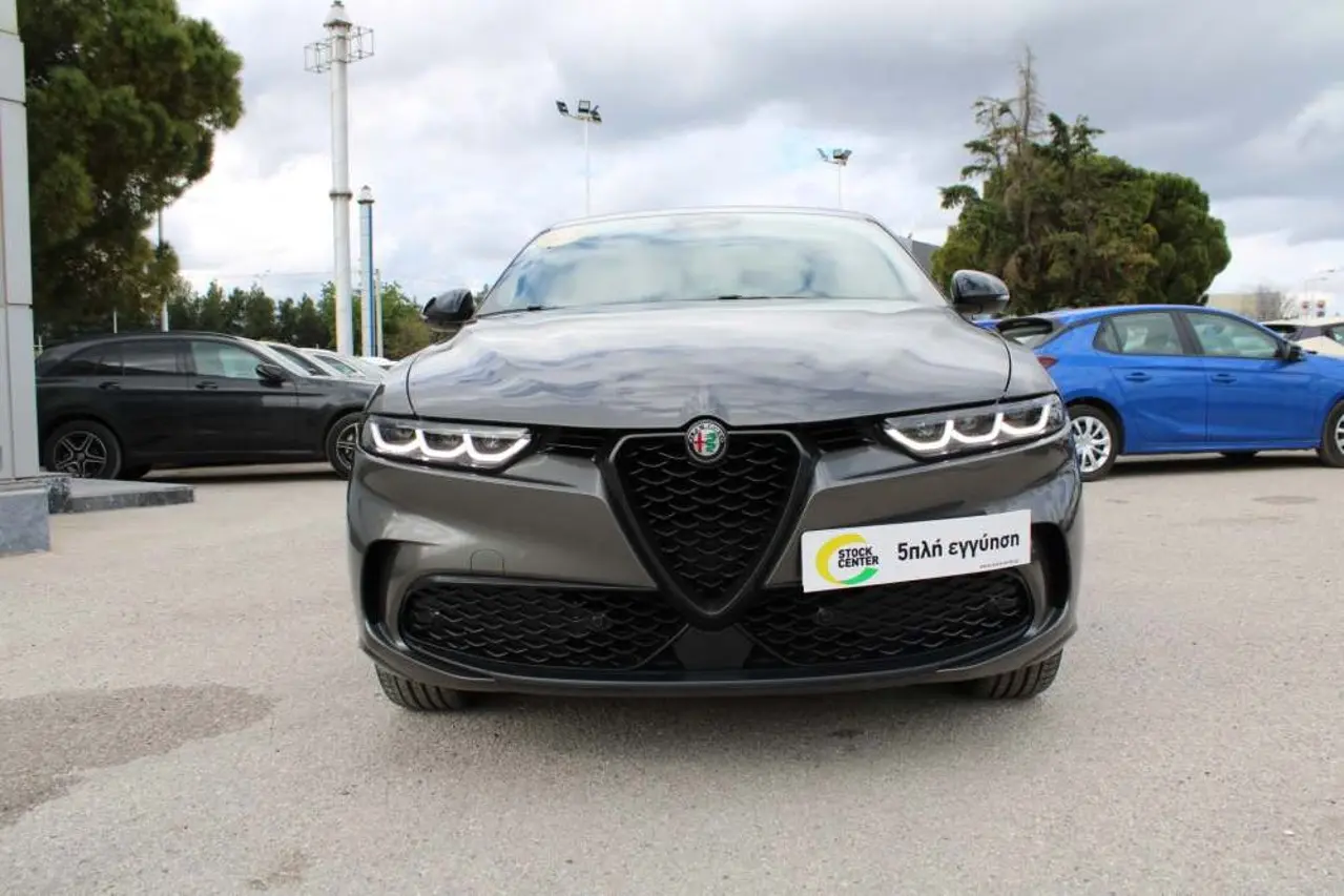 Alfa Romeo Tonale - View 2