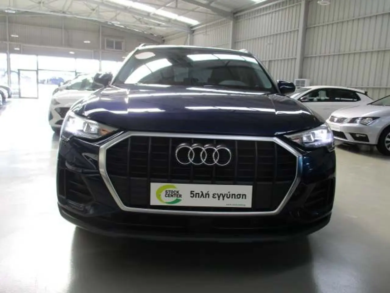 Audi Q3 - View 2
