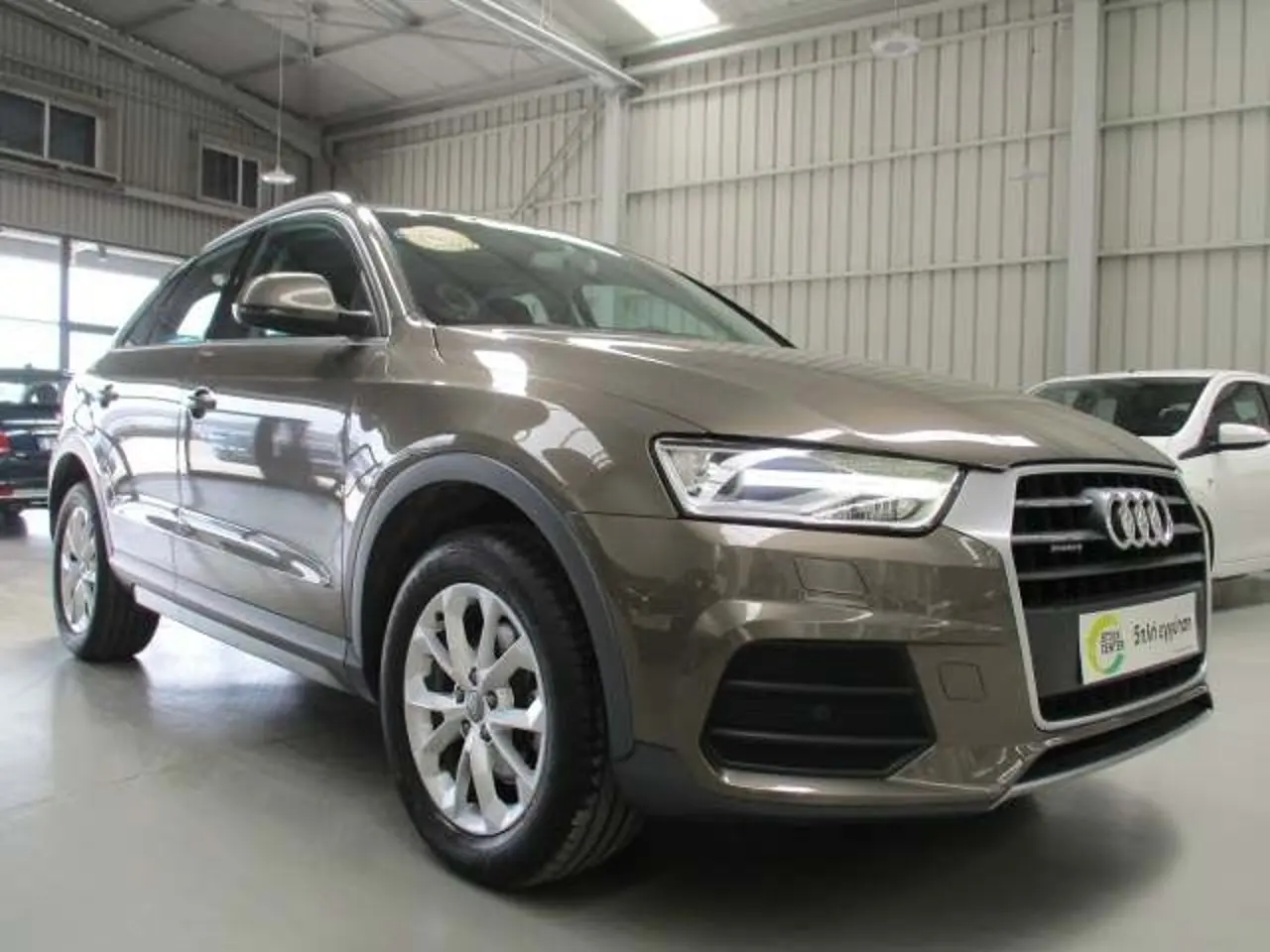 Audi Q3 - View 1