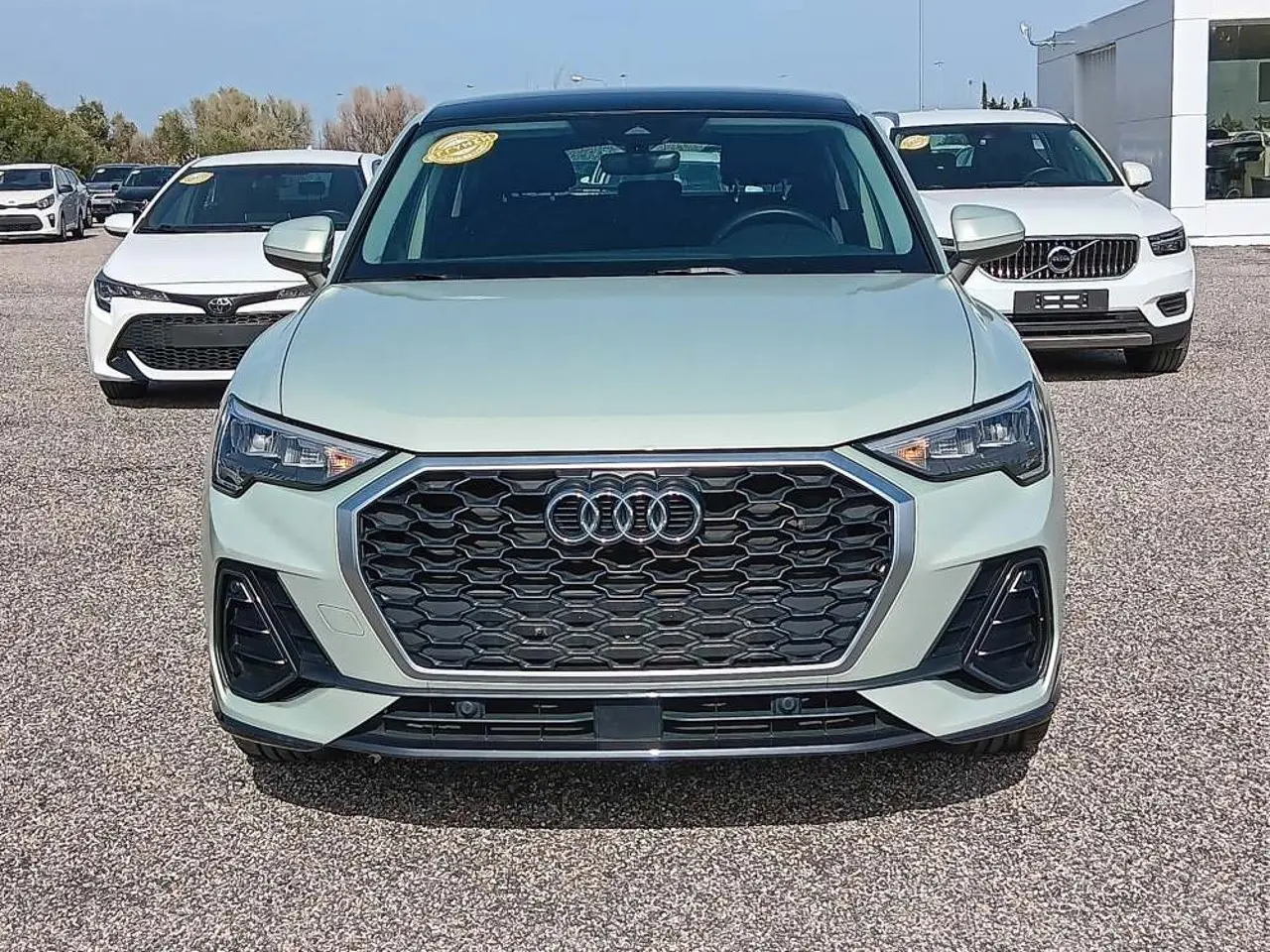 Audi Q3 - View 2