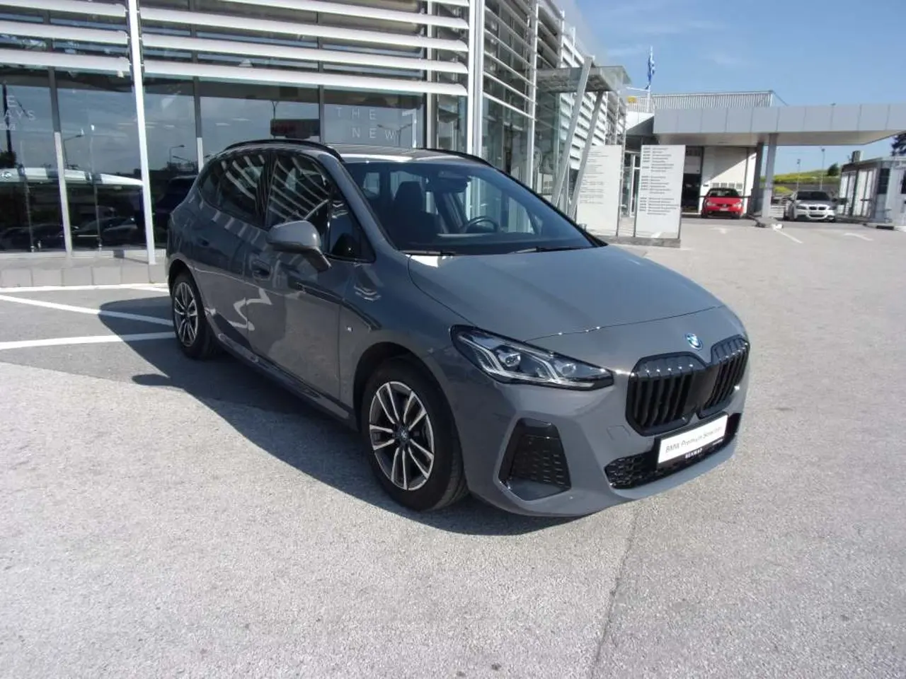 BMW 2 Series - View 1