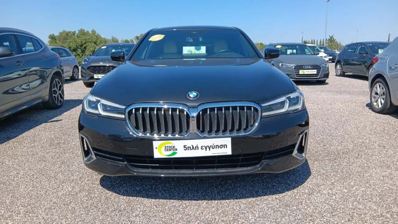 BMW 5 Series - View 3