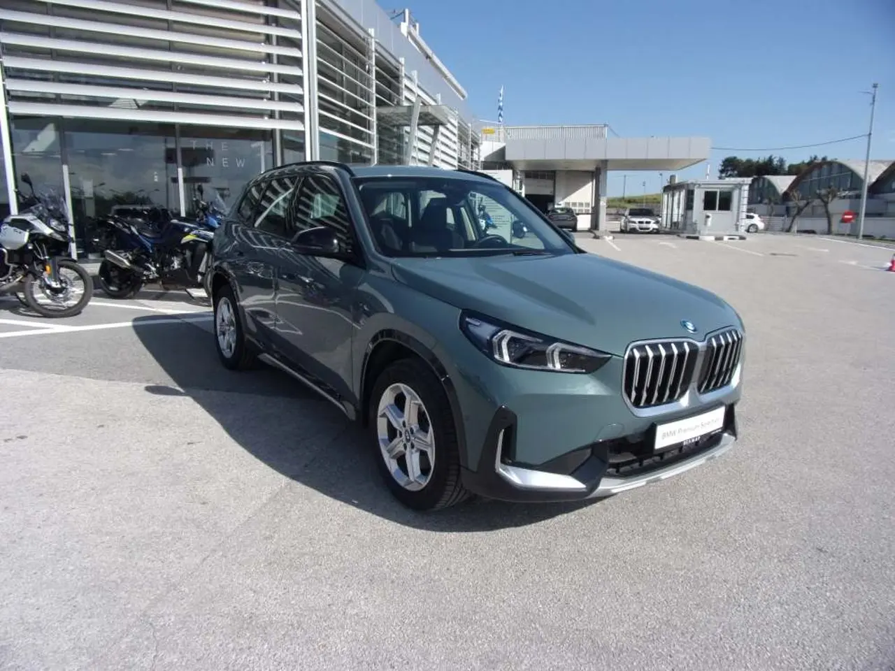 BMW X1 - View 1