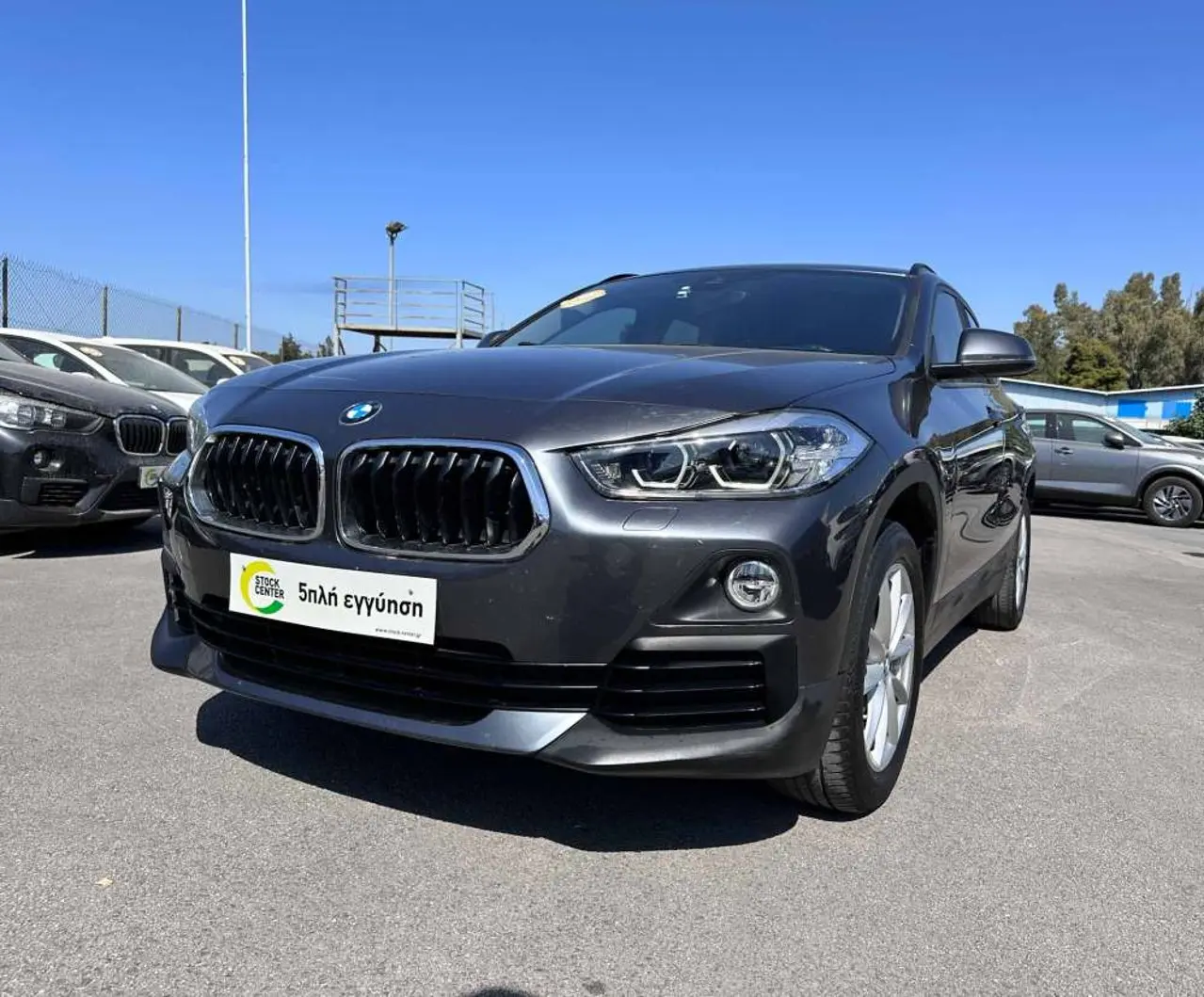 BMW X2 - View 3