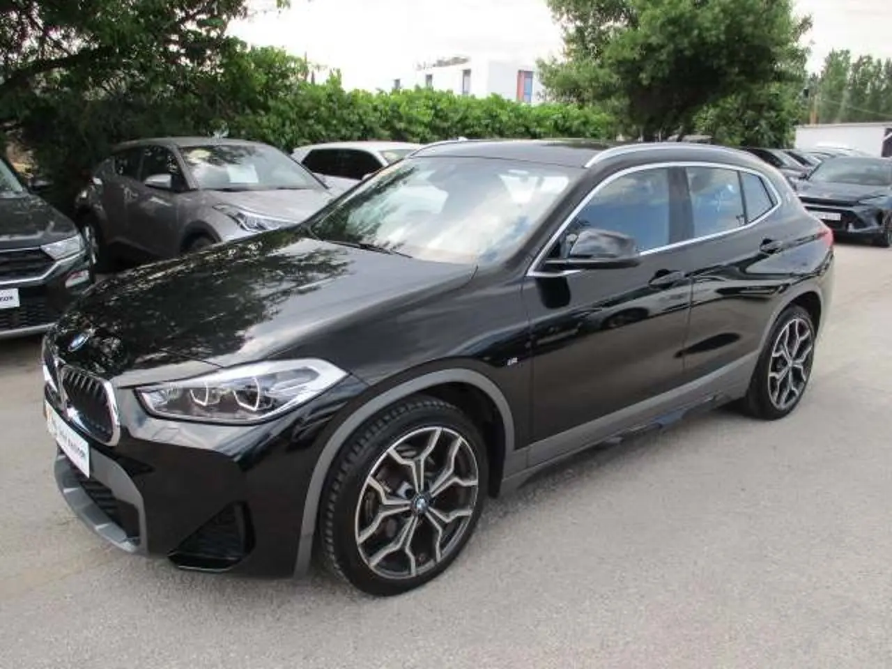 BMW X2 - View 3