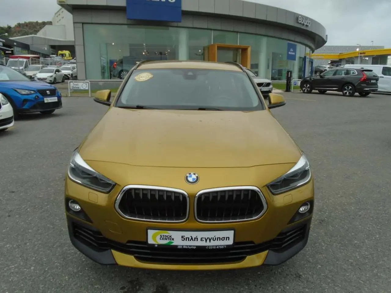 BMW X2 - View 2