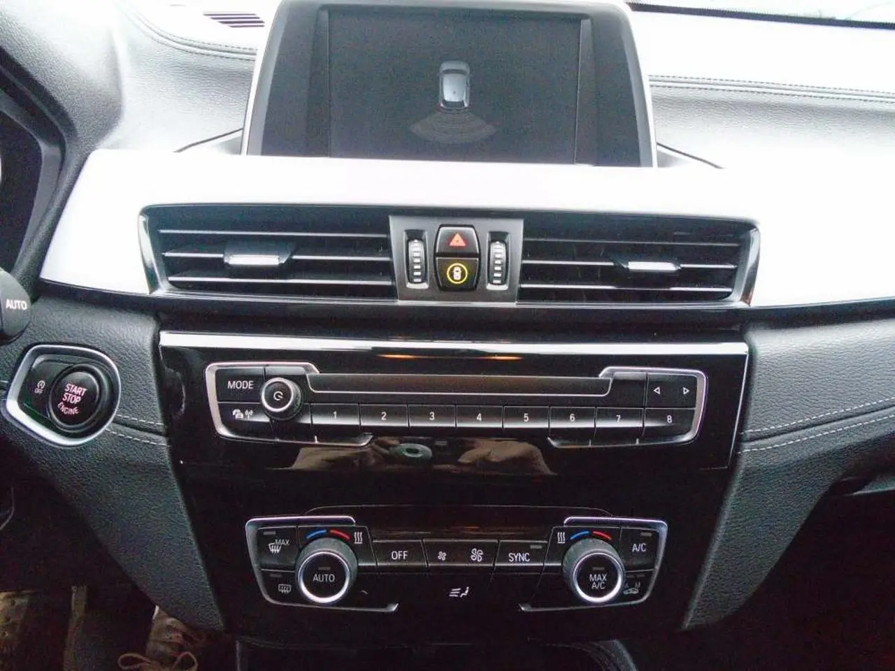 https://cdn.autoq.gr/websites/stock-center.gr/images/vehicles/bmw-x2-5-hronia-eggyisi-sdrive-18i-auto-hrysafi-2018/dsc09989.jpg