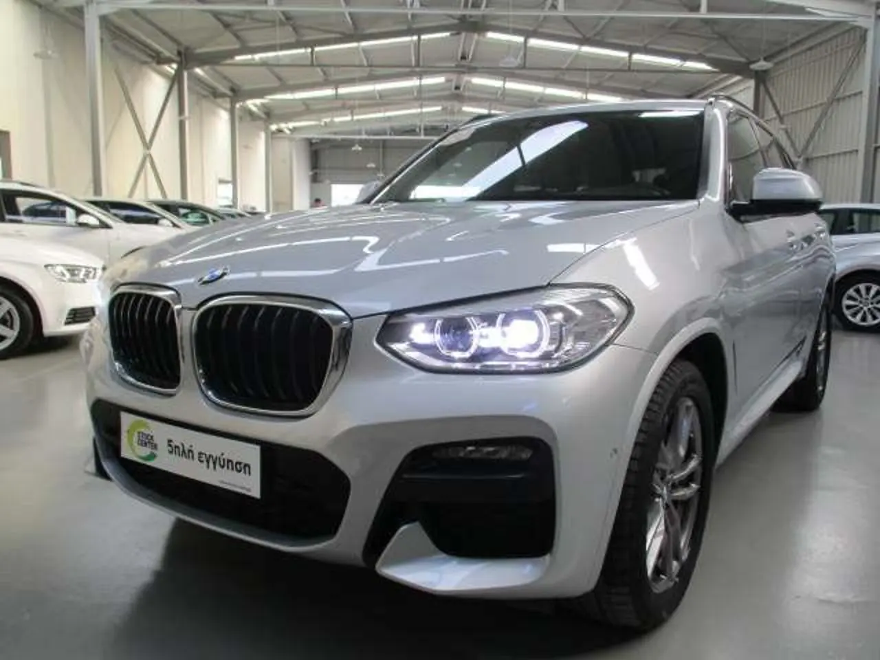 BMW X3 - View 3