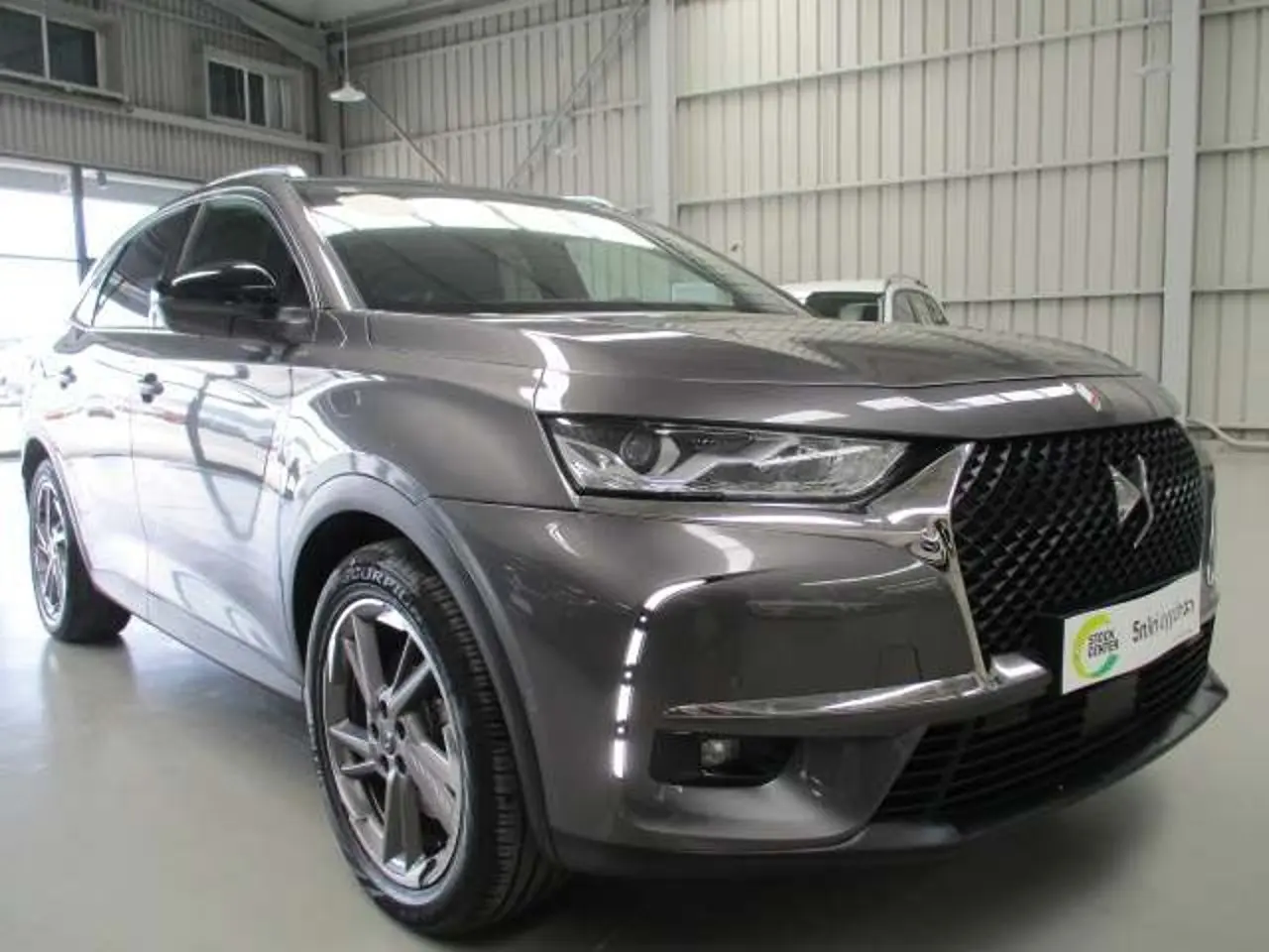 DS 7 - View 1
