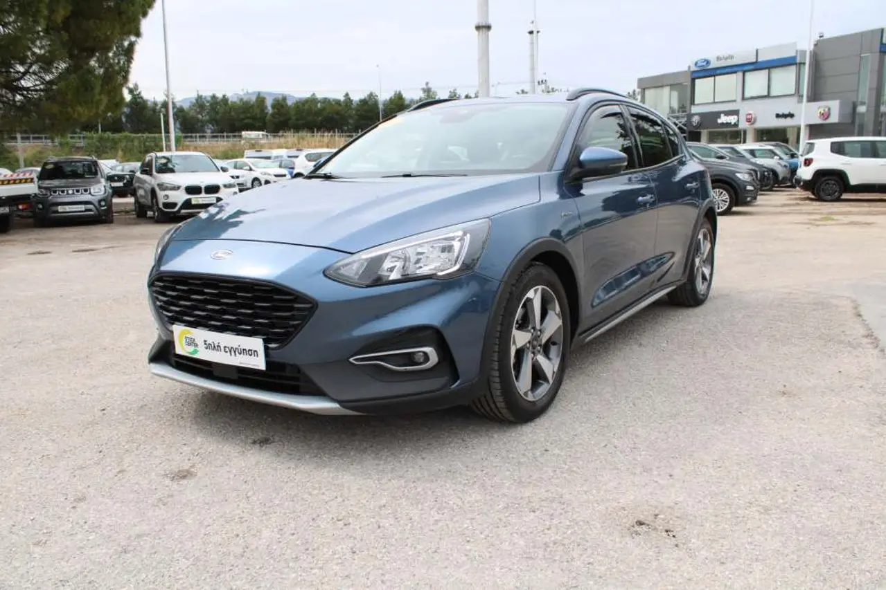 Ford Focus - View 3