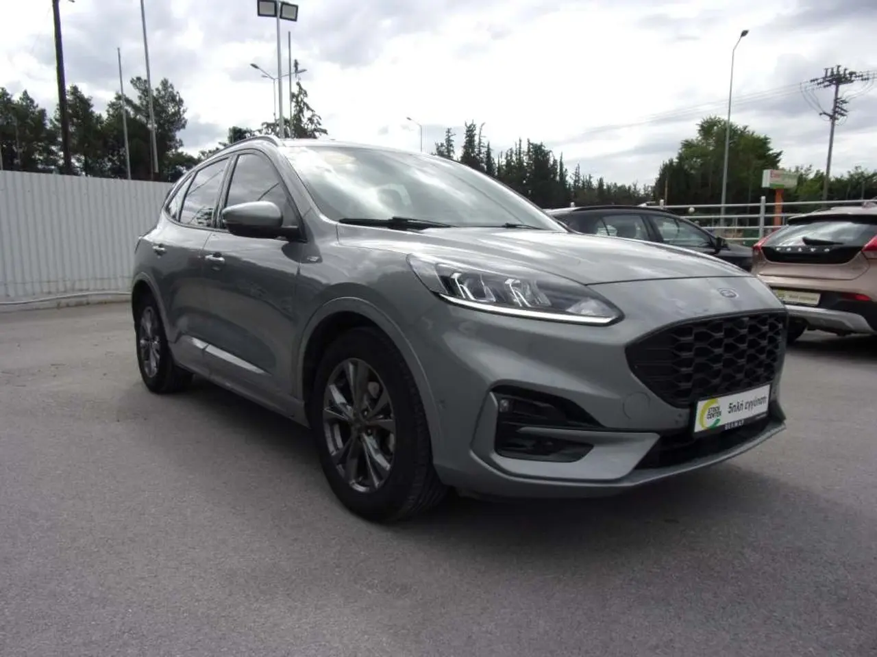 Ford Kuga - View 1