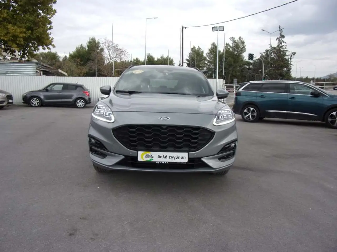 Ford Kuga - View 2